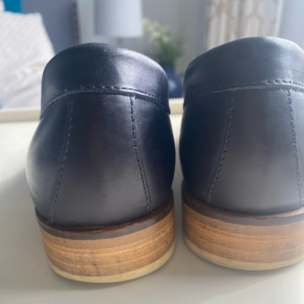 EVERLANE  The Modern Loafer in Navy Leather, stacked Heel, Pointed Toe, size 7.5 - Picture 6 of 15